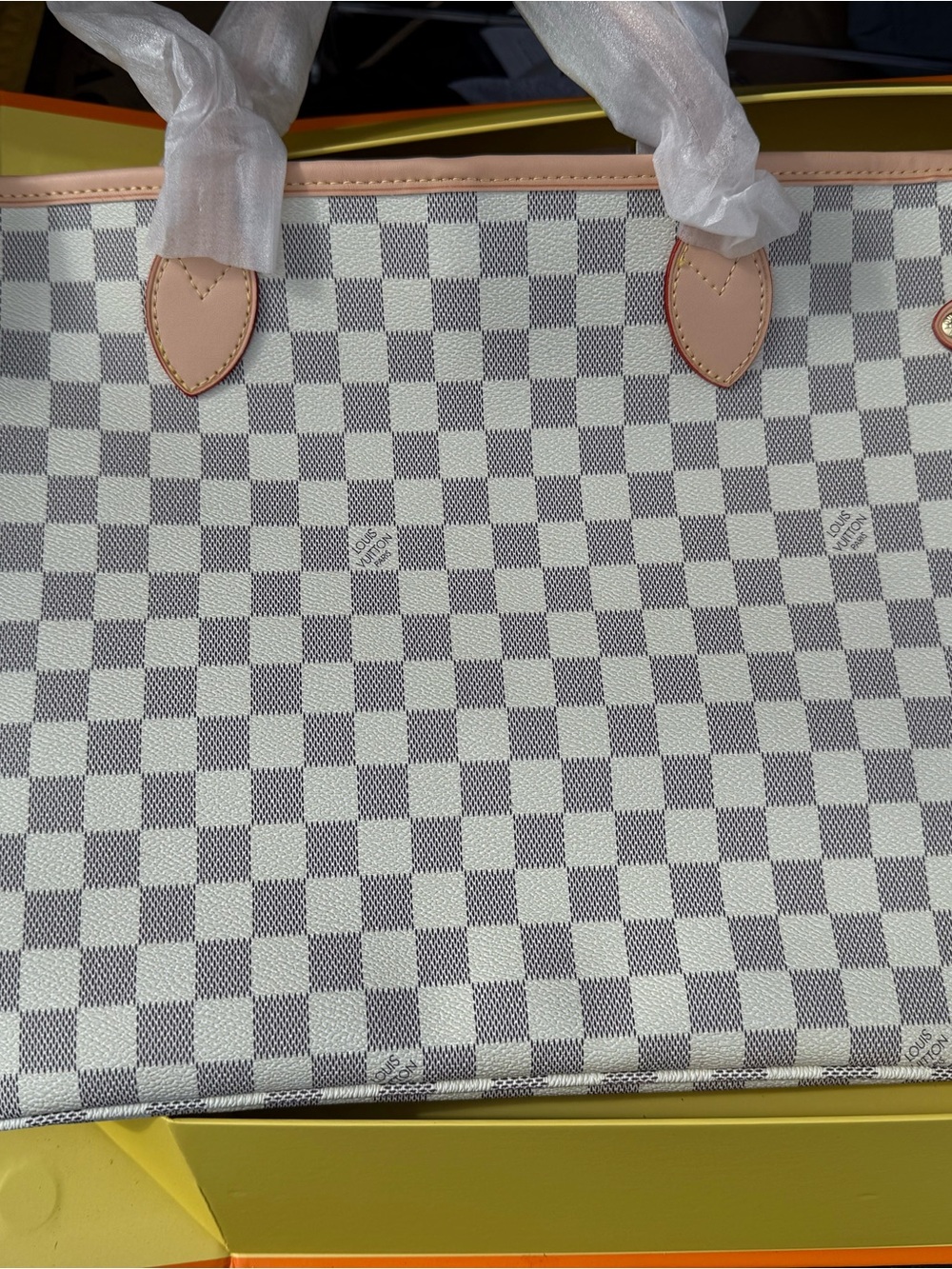 Checkered Tote (MM)